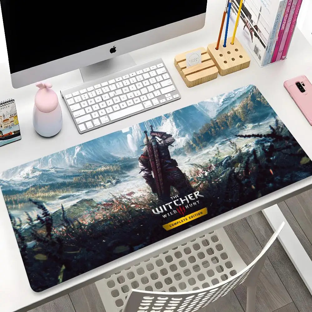 The W-Witchers 3 Mouse Pad Cartoon Lockedge Large Gaming Pad Computer Gamer Keyboard Mouse Mat Desk Mousepad for PC Desk Pad